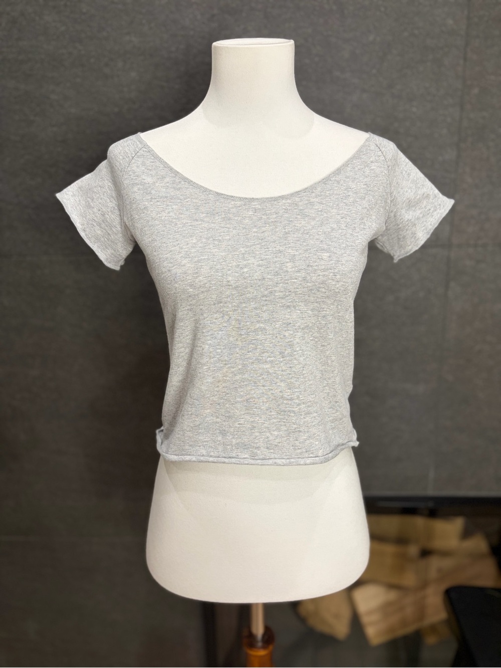 Forever 21 Gray Crop T Shirt